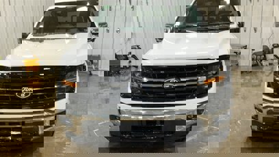 New 2025 Ford F150 XLT w/ Equipment Group 302A MID