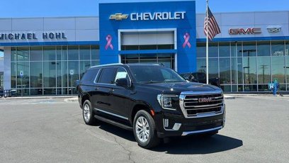 New 2024 GMC Yukon XL SLT w/ SLT Luxury Package