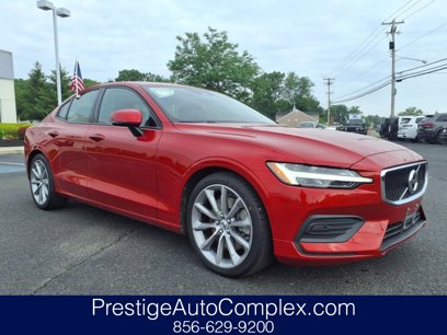 Used 2020 Volvo S60 T6 Momentum