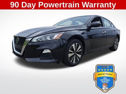 Used 2022 Nissan Altima 2.5 SV