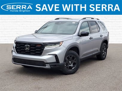 New 2025 Honda Pilot TrailSport