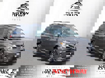 Used 2019 Toyota Sienna XLE