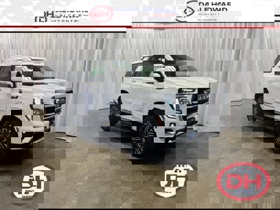 New 2025 GMC Yukon Elevation w/ Technology Package