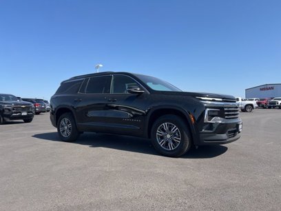 New 2025 Chevrolet Traverse LT