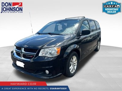 Used 2018 Dodge Grand Caravan SXT w/ Rear Park Assist Package
