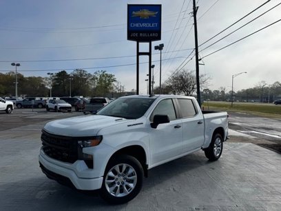 New 2025 Chevrolet Silverado 1500 Custom w/ LPO, Dark Essentials Package