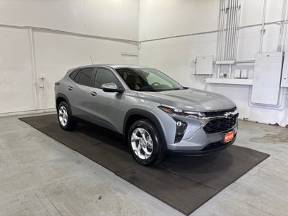 New 2025 Chevrolet Trax LS w/ LS Convenience Package