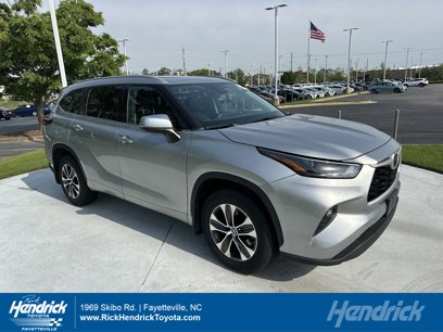 Used 2022 Toyota Highlander XLE