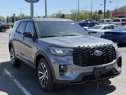 New 2025 Ford Explorer ST-Line