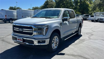 New 2025 Ford F150 Lariat w/ Equipment Group 502A High