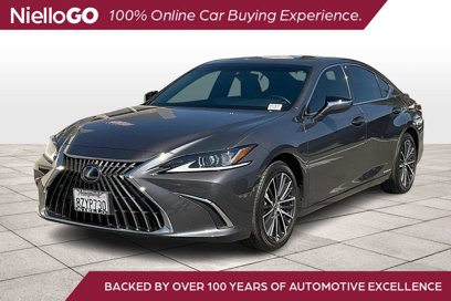 Used 2022 Lexus ES 300h w/ Premium Package