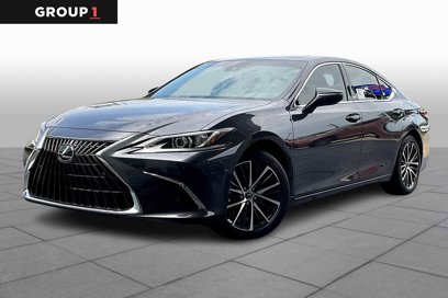 New 2025 Lexus ES 350 w/ Premium Package