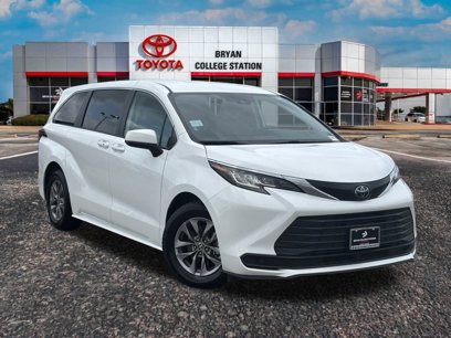 Used 2023 Toyota Sienna LE