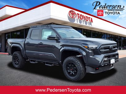 New 2025 Toyota Tacoma SR5
