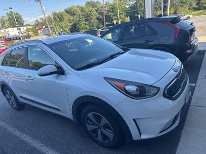 Used 2017 Kia Niro EX
