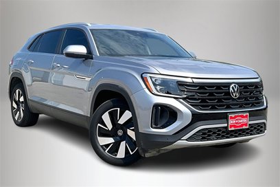Used 2024 Volkswagen Atlas Cross Sport SE