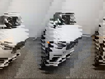 New 2025 Volvo XC90 B6 Plus w/ Protection Package Premier