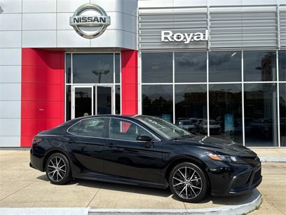 Used 2023 Toyota Camry SE