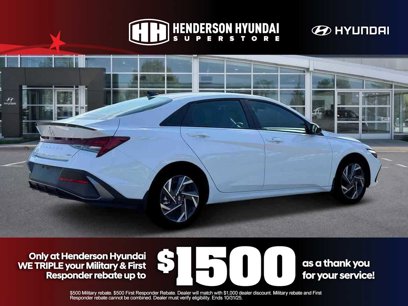 New 2025 Hyundai Elantra SEL