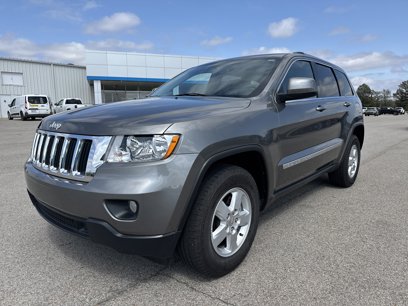 Used 2013 Jeep Grand Cherokee Laredo w/ Laredo E Group