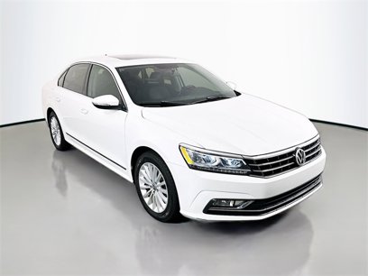Used 2017 Volkswagen Passat 1.8T SE w/ SE Lighting Package