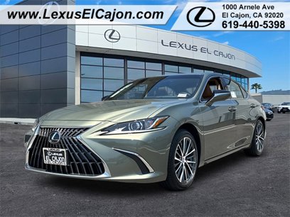 New 2025 Lexus ES 300h w/ Premium Package