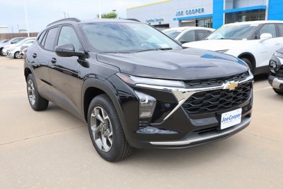 New 2025 Chevrolet Trax LT w/ LT Convenience Package