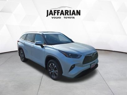 New 2025 Toyota Highlander XLE