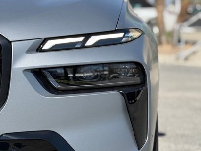 New 2025 BMW X7 xDrive40i