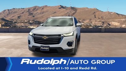 Used 2023 Chevrolet Traverse LT