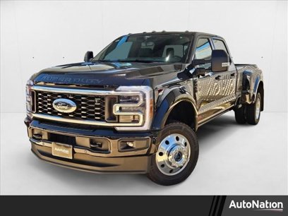 New 2025 Ford F450 Platinum w/ FX4 Off-Road Package