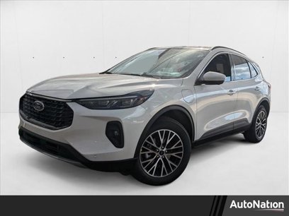 New 2025 Ford Escape SE w/ PHEV Premium Package