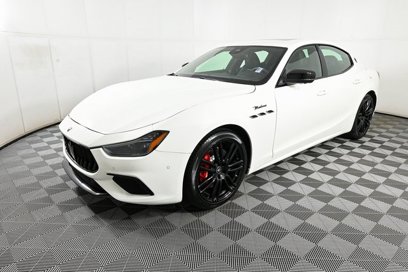 New 2024 Maserati Ghibli Modena Q4
