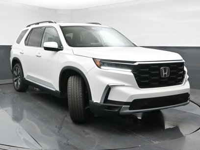 Used 2025 Honda Pilot Touring