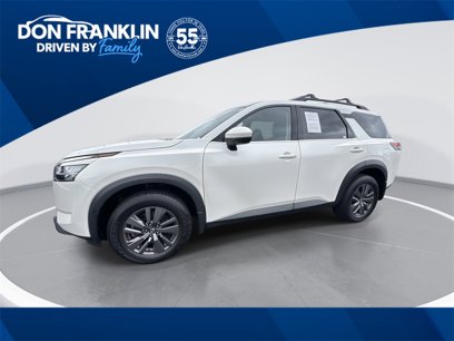 Used 2022 Nissan Pathfinder SV