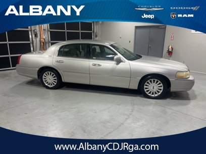 Used 2003 Lincoln Town Car Executive