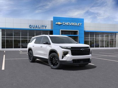 New 2025 Chevrolet Traverse LT w/ Midnight/Sport Edition