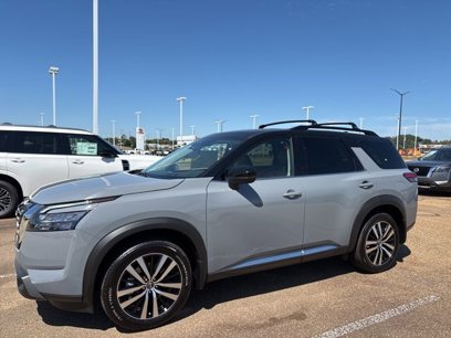 New 2025 Nissan Pathfinder Platinum