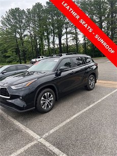 Used 2024 Toyota Highlander XLE