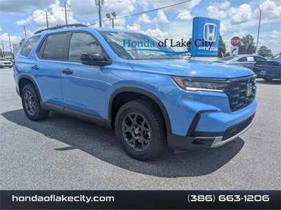 New 2025 Honda Pilot TrailSport