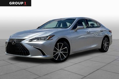 Used 2024 Lexus ES 300h w/ Premium Package