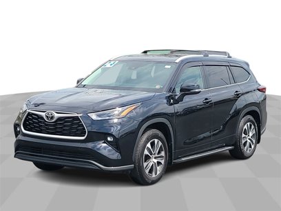 Used 2024 Toyota Highlander XLE