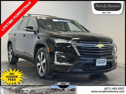 Used 2023 Chevrolet Traverse LT w/ LT Premium Package