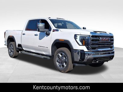New 2025 GMC Sierra 2500 SLT w/ SLT Premium Package