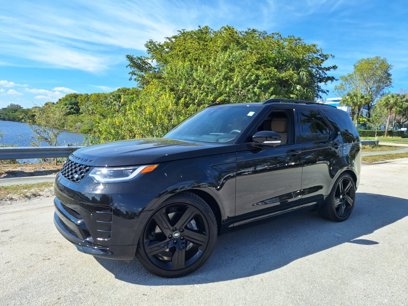 Used 2024 Land Rover Discovery Dynamic SE