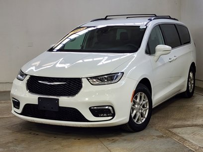 Used 2022 Chrysler Pacifica Touring-L