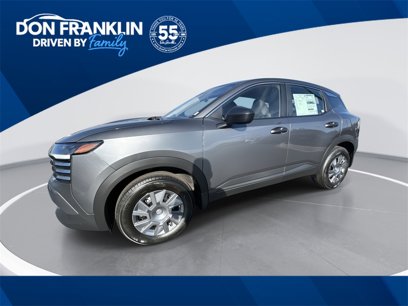 New 2025 Nissan Kicks S