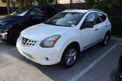 Used 2014 Nissan Rogue S w/ Convenience Package