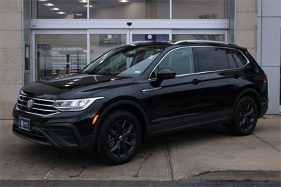 Certified 2024 Volkswagen Tiguan SE