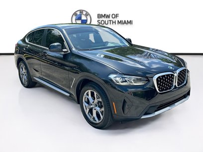 Certified 2022 BMW X4 xDrive30i w/ Premium Package 2